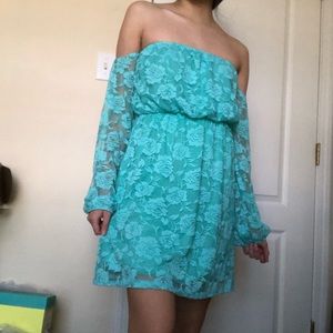 ✨NWT Blue lace dress✨